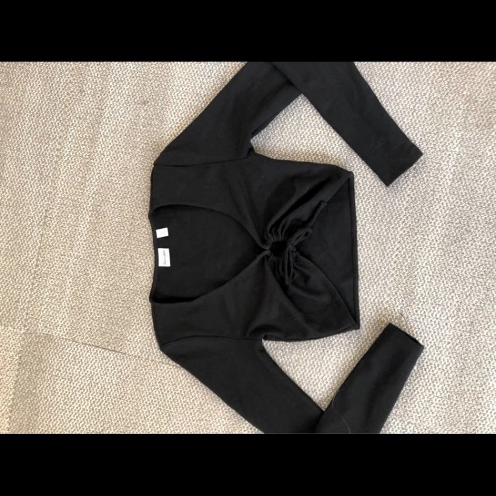 Aritzia top